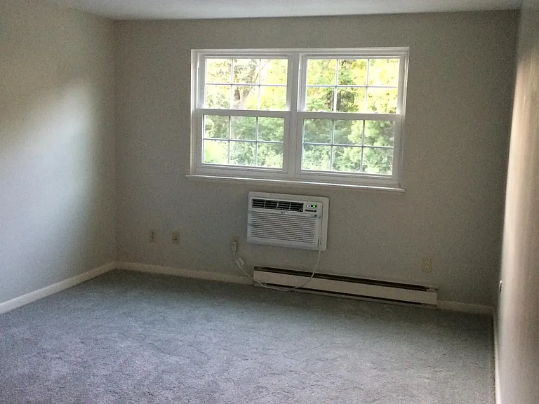96 Richardson Rd #B13 — Photo 4