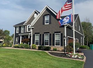 27 Tilsit Way, Webster, NY 14580