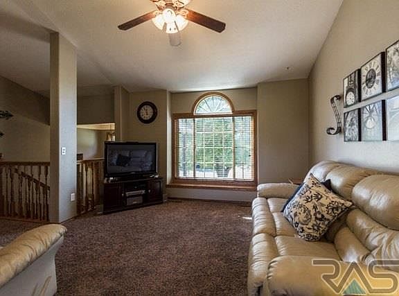 4th image of 2008 E Briar Den Ct