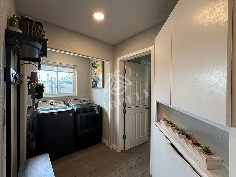 2023 E Alder Cir — Photo 17