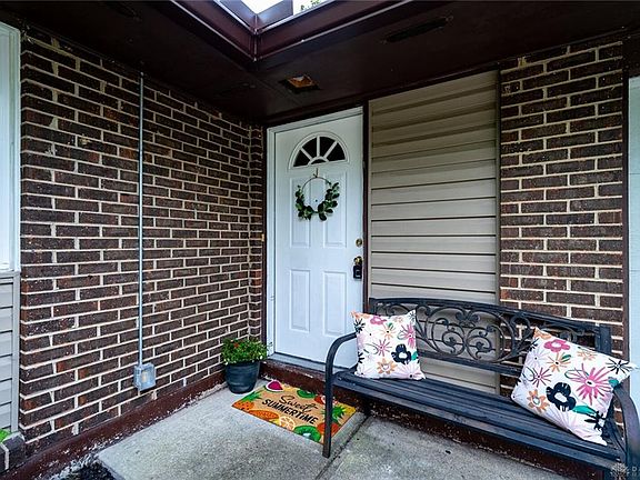 3rd image of 7101 Tanley Ct