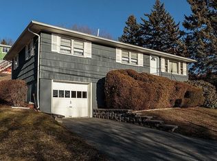 7 Bungalow Ave, Methuen, MA 01844