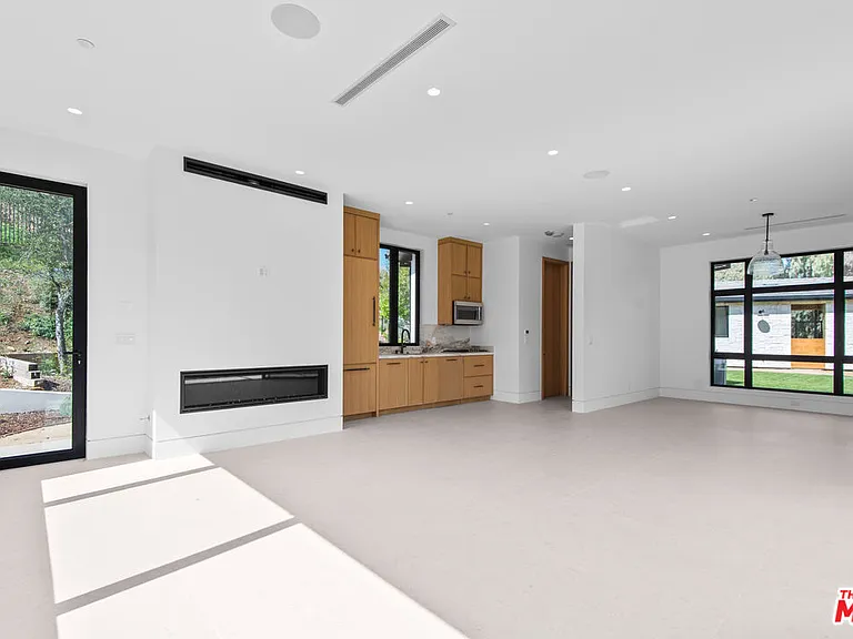 5340 Whitman Rd — Photo 49