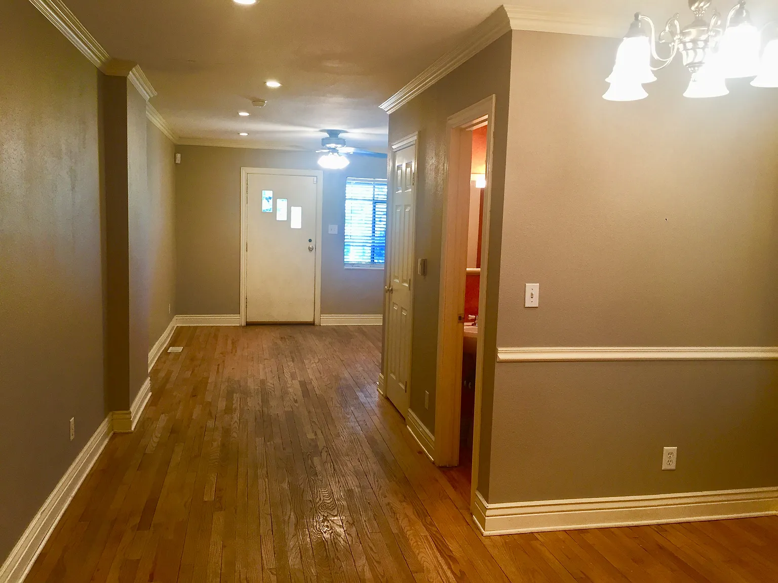 2 bed, 1.5 bath, 983 sqft, $2,300 — Photo 4