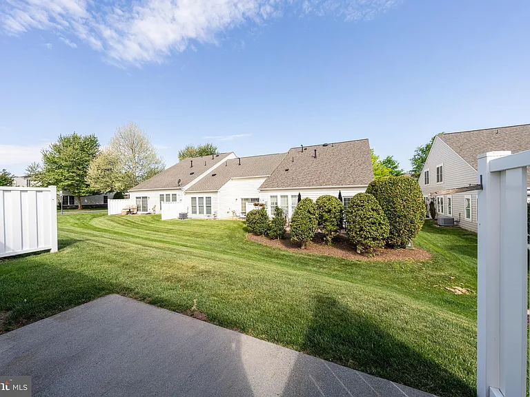 44400 Sunset Maple Dr — Photo 33