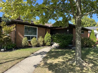 795 Grosse Pointe Ct, Grosse Pointe, MI, 48230