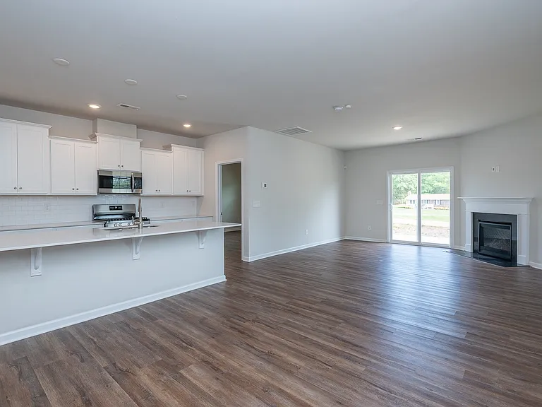 109 Magnolia St — Photo 9