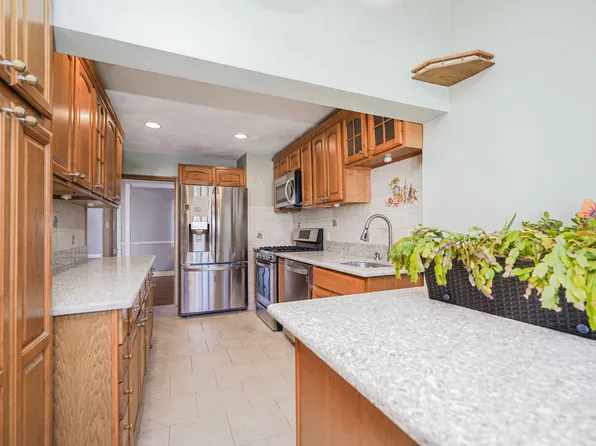 53 Dictum Court image 17 of 26