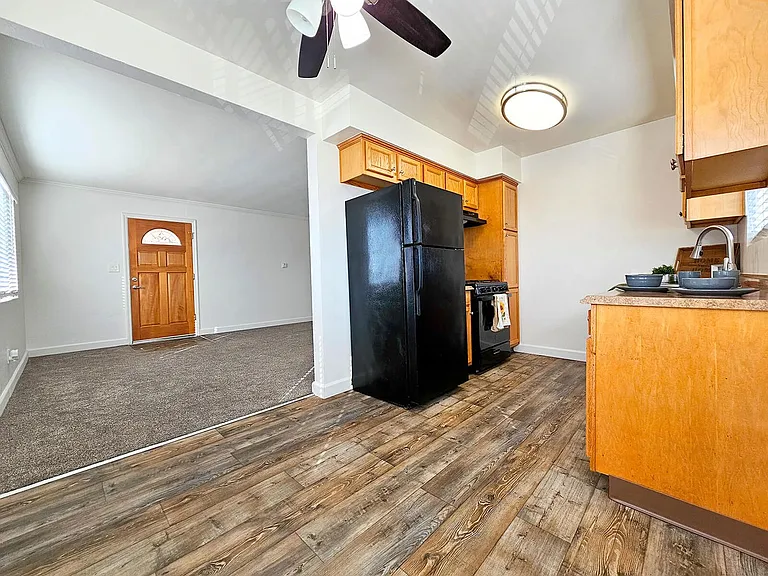 4418 Bond St — Photo 25