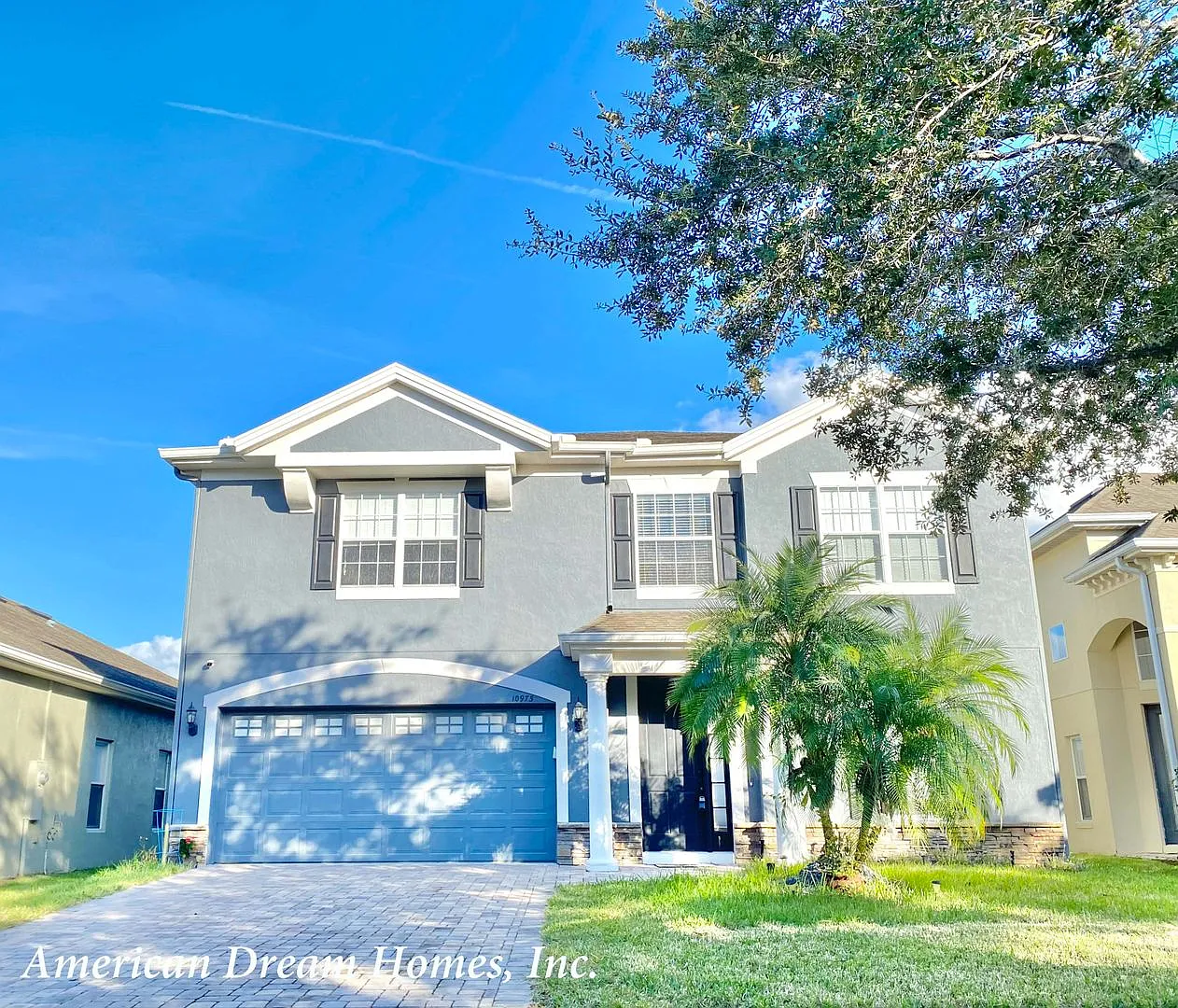 Beautiful Lake View Home! — Photo 1