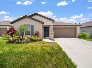 5494 Blue Azure Dr, Wimauma, FL 33598