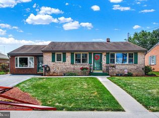 608 Maple Ave, Hanover, PA 17331