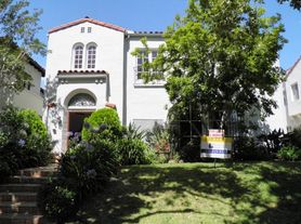 167 N Orange Dr, Los Angeles, CA