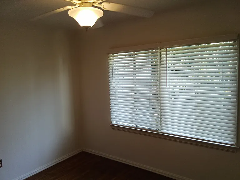 12065 Hoffman St — Photo 8