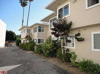 1st image of 817 S Serrano Ave APT 3