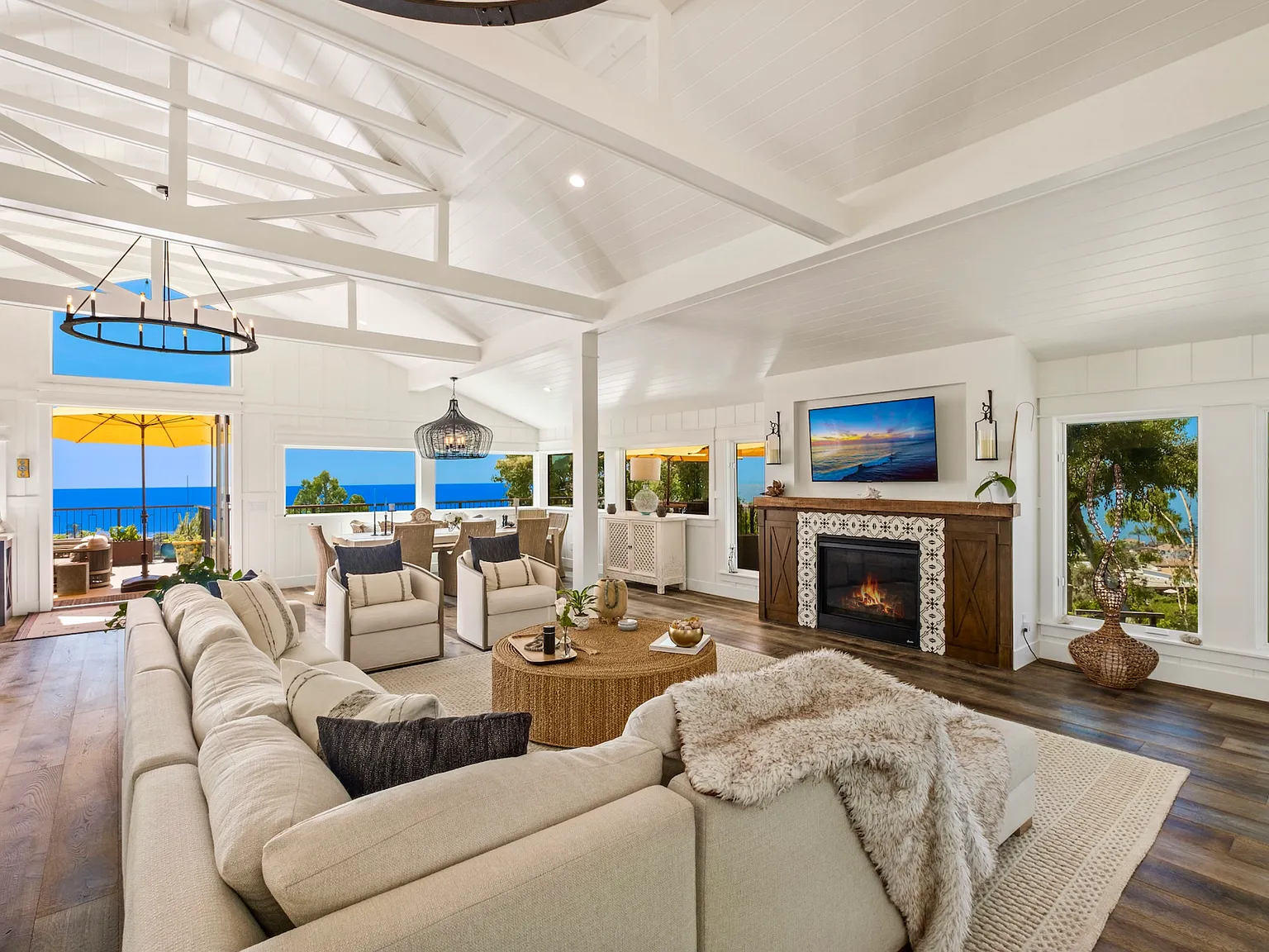 Ashton Dr, Laguna Beach — Photo 2