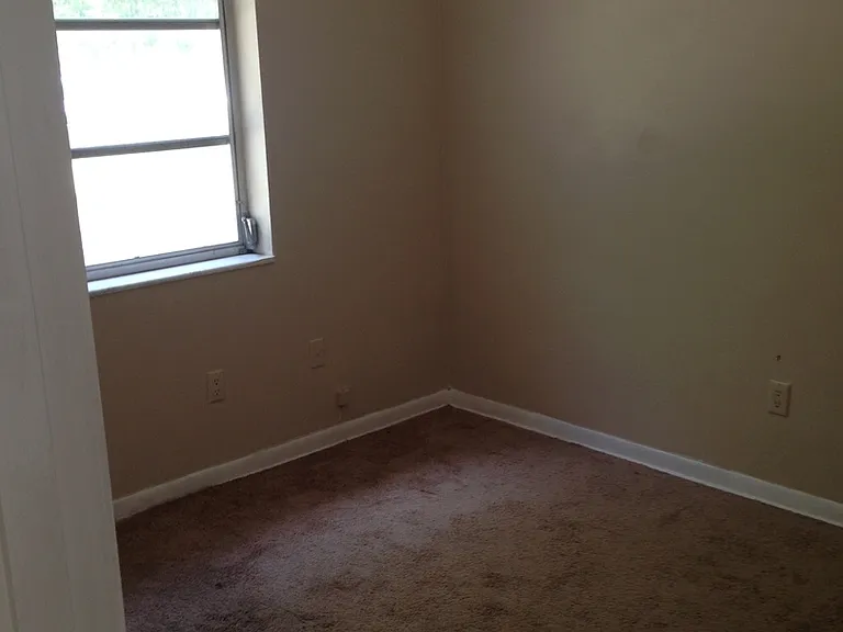 2331 Hadley St — Photo 7