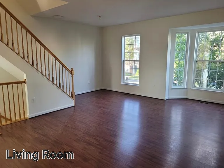 Emerson Dr — Photo 8