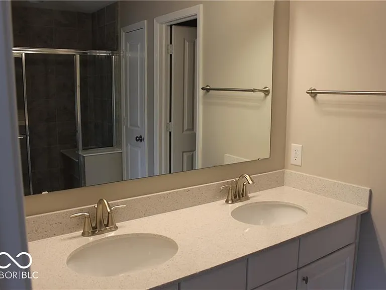 13069 Raritan Dr — Photo 16