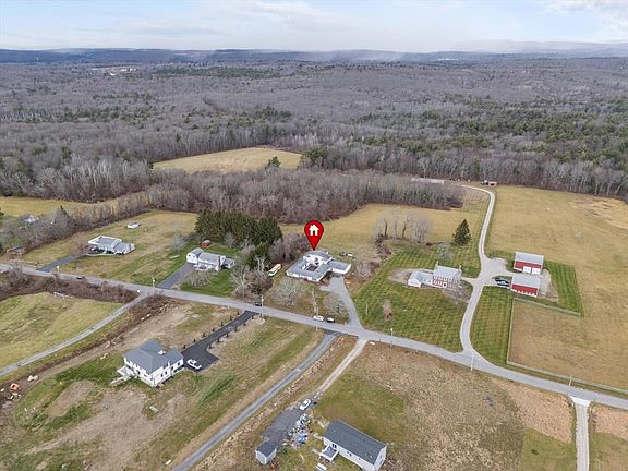 5th image of 186-8 Lots Rd