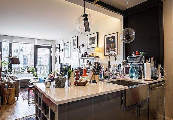 5th image of 670 Pacific St APT 802
