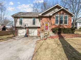 1104 NE 86th St, Kansas City, MO 64155