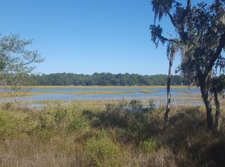 2218 Moss St, Beaufort, SC 29902