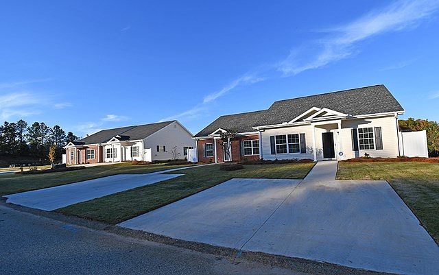 1st image of 225 Dry Branch Ct