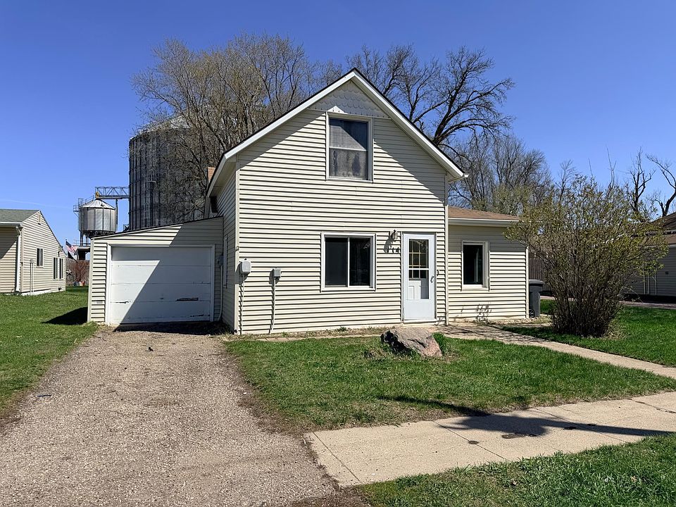 1st image of 114 S Thompson Ave