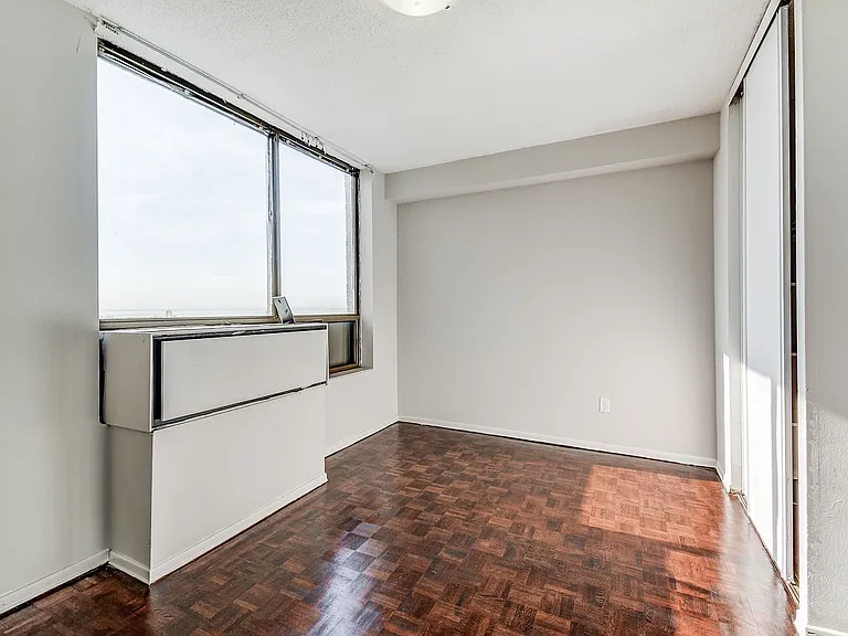 2360 Dundas St W #2350 — Photo 64