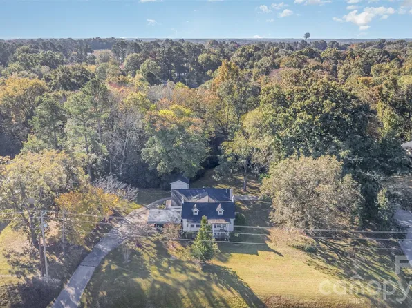 1103 E Arch St, Lancaster, SC 29720