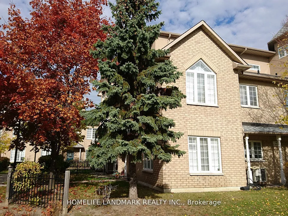 18 Saint Moritz Way #13A