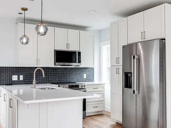 2400 Venable St #202, Richmond, VA 23223