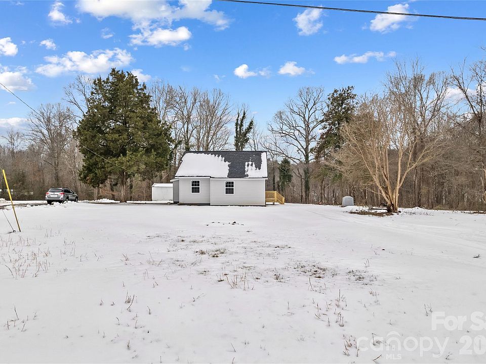 1st image of 200 Eufola Rd