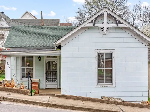 407 S 2nd St, Clarksville, TN 37040