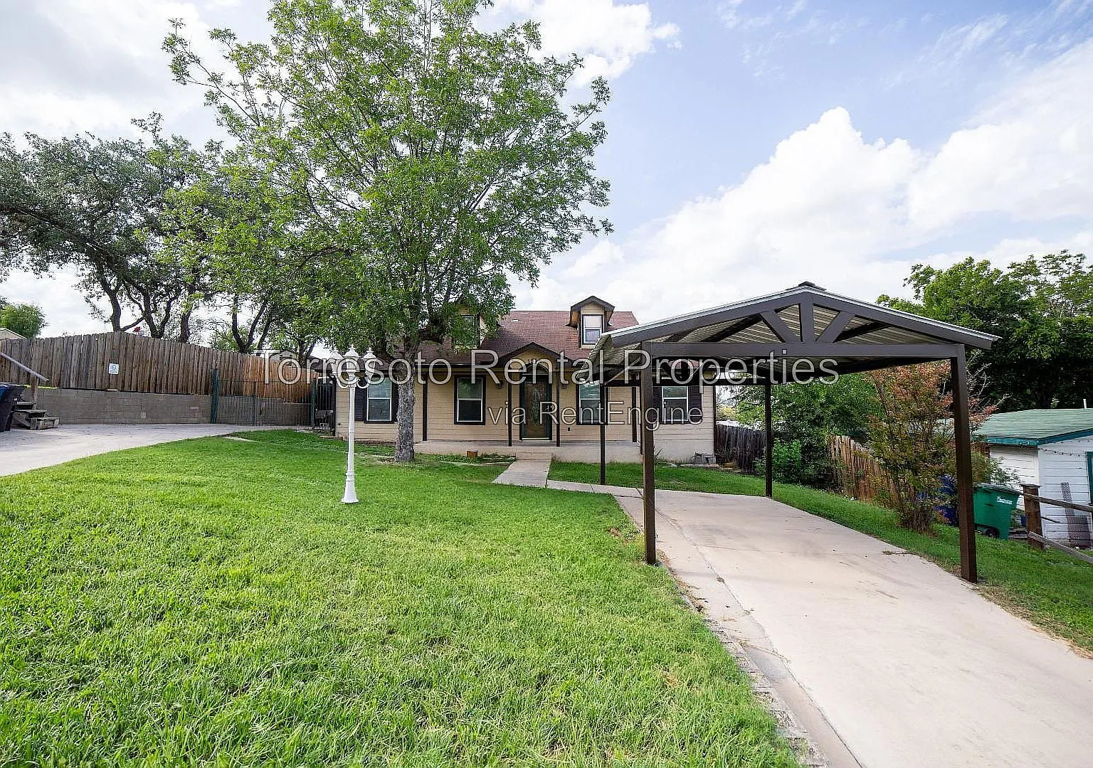 3 bed, 2.0 bath, 1378 sqft, $1,900 — Photo 2