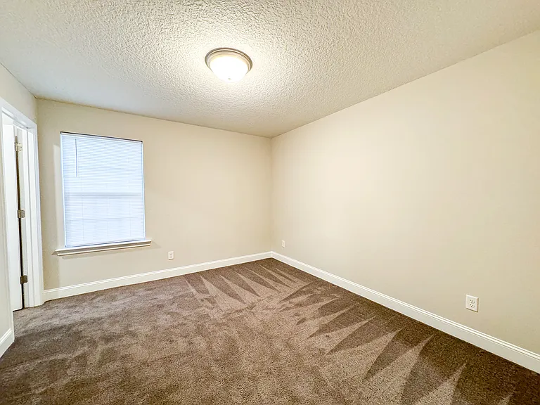 Wyngrove Apartments — Photo 47