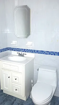 Rented by Oxford Property Group | media 9