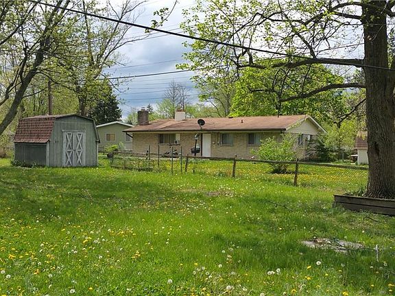 3rd image of 3626 Lombardy Pl