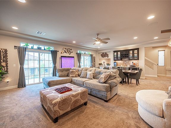 5th image of 10128 Driftwood Estate St