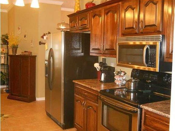 3rd image of 13920 Grand Pointe Blvd