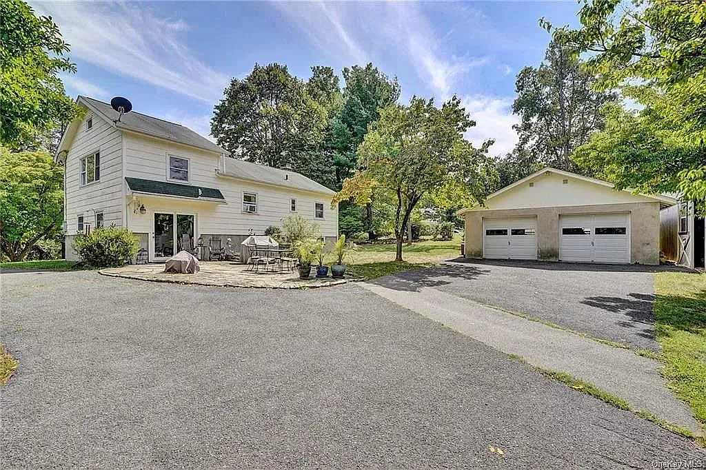 Wood Rd, Goshen — Photo 1