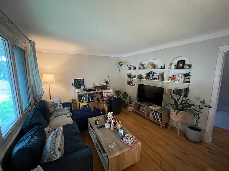 347 Richelieu Ave — Photo 7