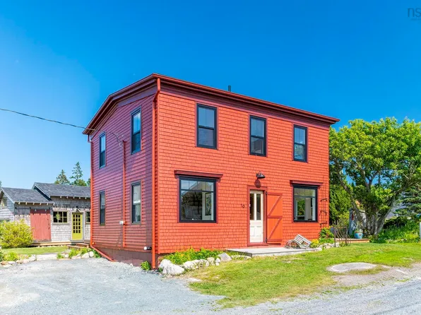 16 Gus Flemming Dr, Ketch Harbour, NS B3V 1K5