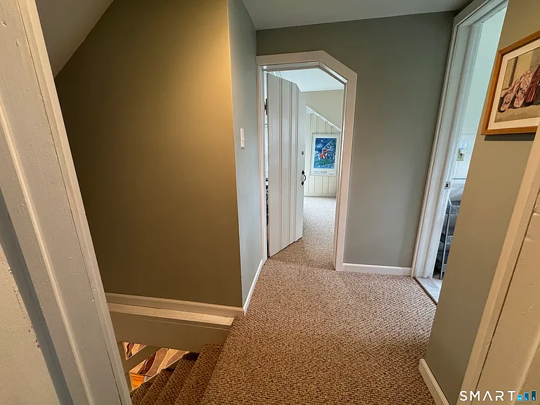 42 Parkway S — Photo 17