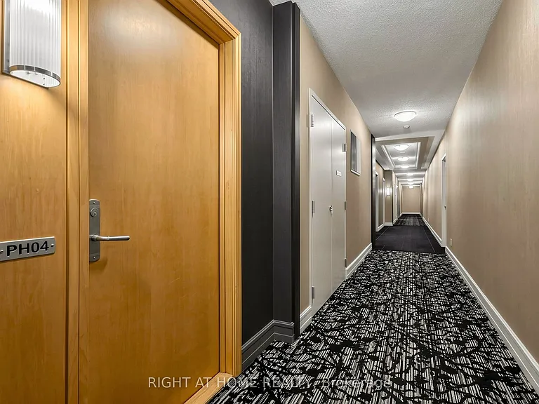 123 Eglinton Ave E #Penthouse 4 — Photo 7