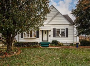 561 Andalusia Ave, Clarksville, IN 47129
