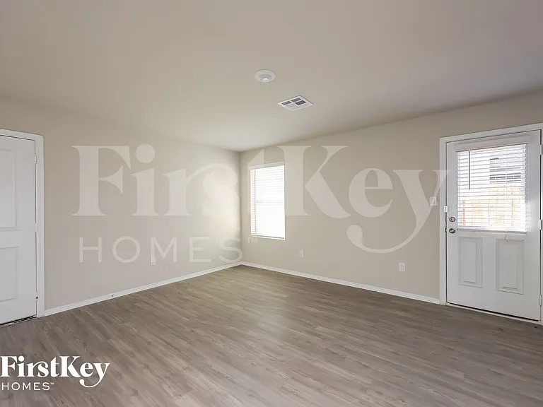 6443 Pickaxe Way — Photo 5
