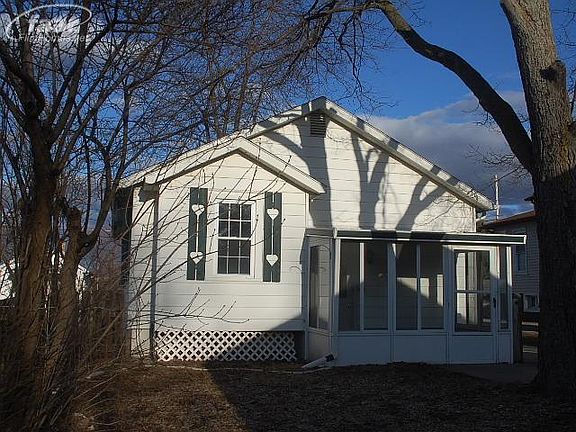 5th image of 300 S Adelaide St