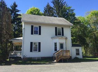 106 Belchertown Rd, Amherst, MA 01002